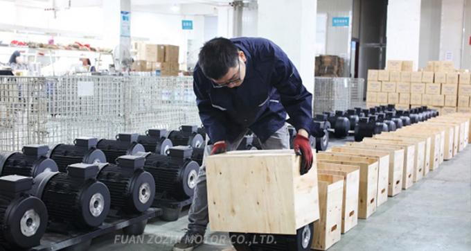 7KW محرك عمود مجوف مع مضخة AR لآلات النظافة التجارية 12