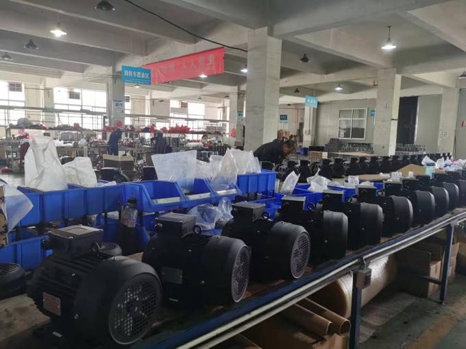 محرك AC كهربائي واحد المرحلة 2.2KW 3HP 380V 50HZ 2300 RPM هيكل الألومنيوم المغلق المقاوم للانفجار 110V محرك مضخة 5KW 17