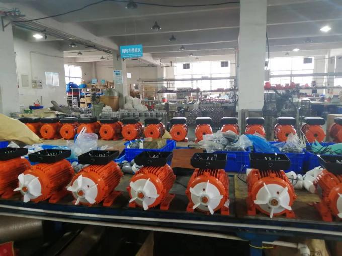 محرك AC كهربائي واحد المرحلة 2.2KW 3HP 380V 50HZ 2300 RPM هيكل الألومنيوم المغلق المقاوم للانفجار 110V محرك مضخة 5KW 22