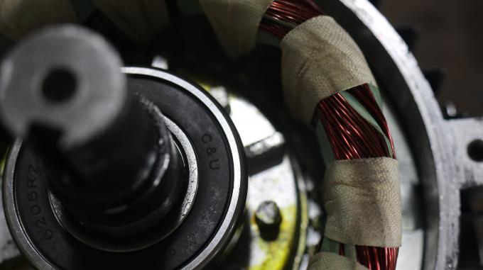 50 هرتز 60 هرتز مقاوم للماء 0.09kw 0.12Hp أربعة قطب محرك كهربائي غير متزامن 380V 1500RPM ثلاثي المراحل مغلقة 220V AC الجهد 2