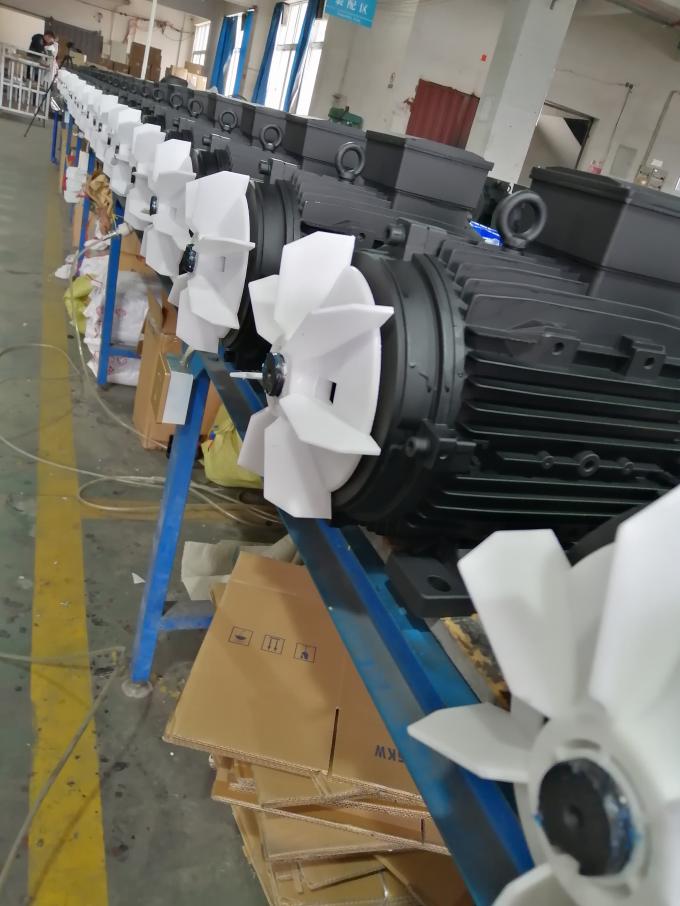 محرك إدخال واحد المرحلة 5.5hp 4kw 220V 1500rpm لضاغط الهواء الصناعي 1 سنة العمل 5