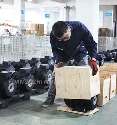 محرك إدخال واحد المرحلة 5.5hp 4kw 220V 1500rpm لضاغط الهواء الصناعي 1 سنة العمل 8